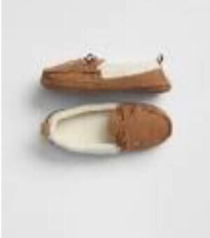 Gap Kids Cozy Faux suede Moccasin Slippers Caramel Little Girl's Size 1.5